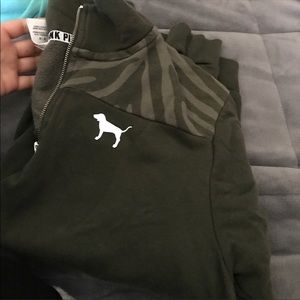 Vs 1/4 zip